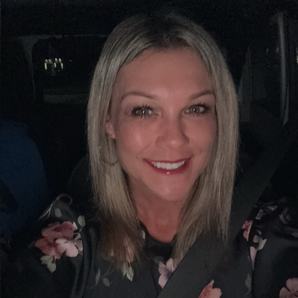Meet your Posher, Julie